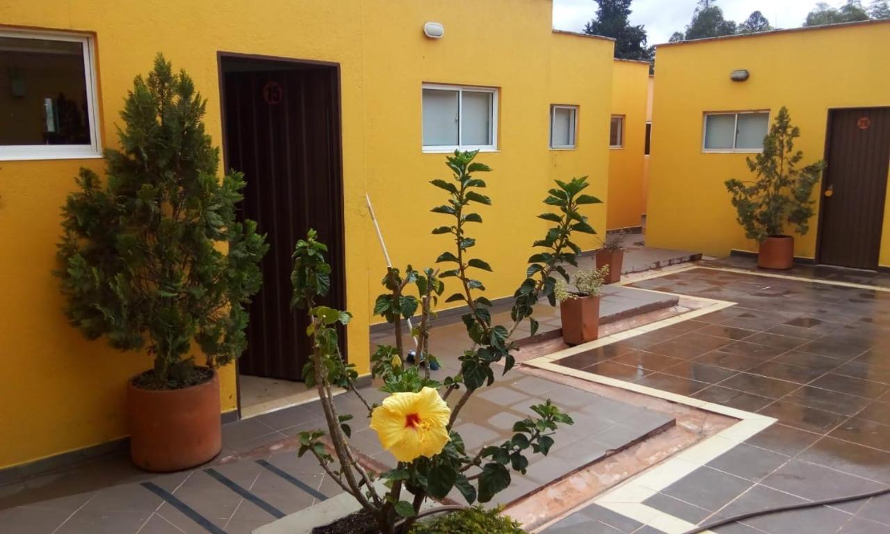 Hostal El Hangar Рионегро Екстериор снимка