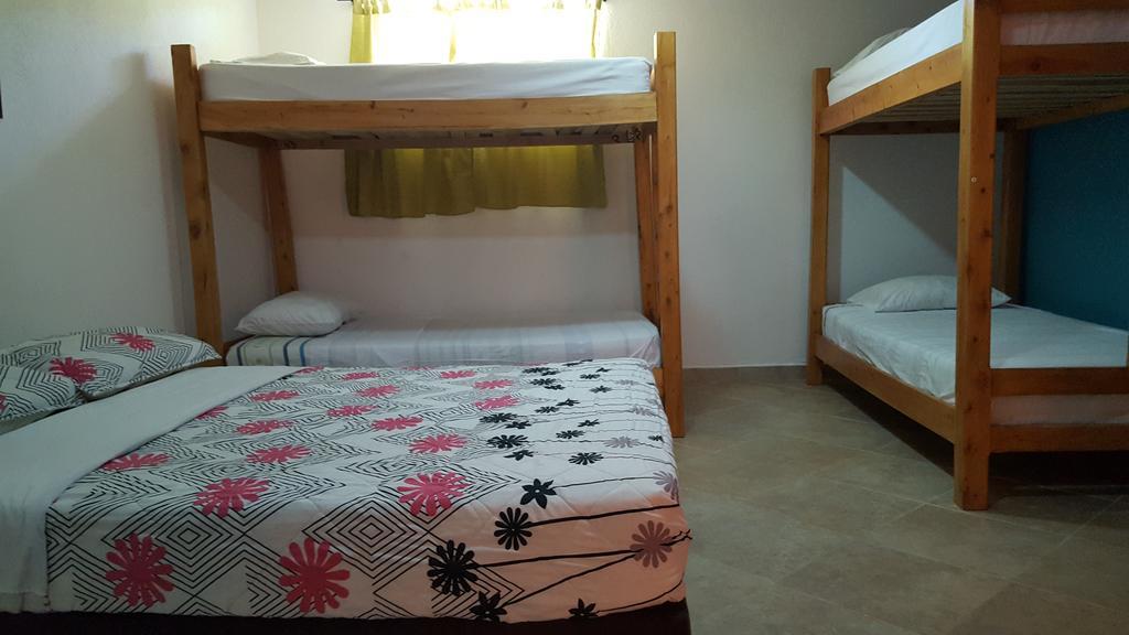 Hostal El Hangar Рионегро Екстериор снимка