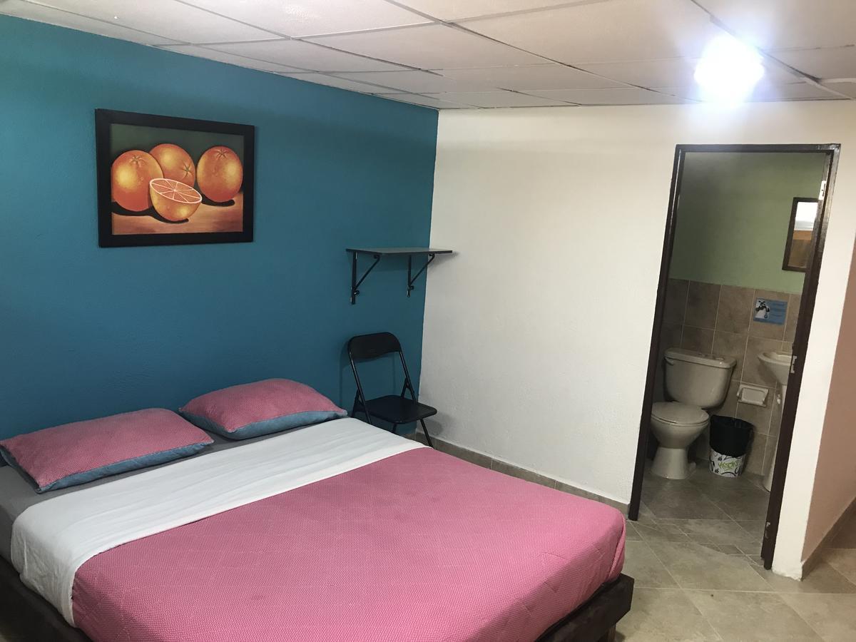Hostal El Hangar Рионегро Екстериор снимка